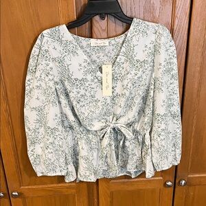 Doe & Rae Cream and Green Floral Blouse